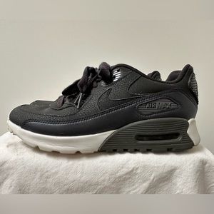 Nike Air Max 90 Ultra